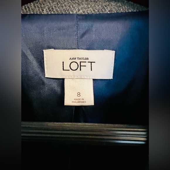 Ann Taylor LOFT Blazer - Picture 6 of 6